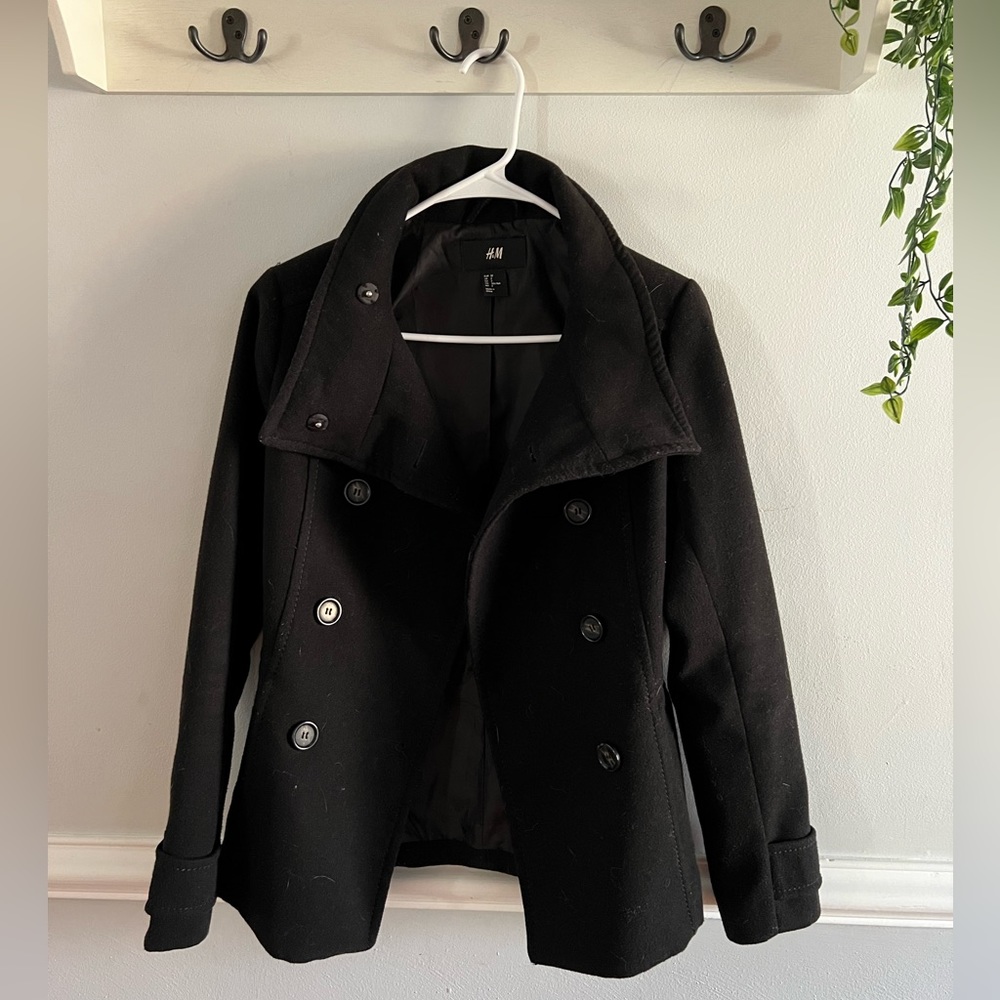 H&M short black double breasted pea coat